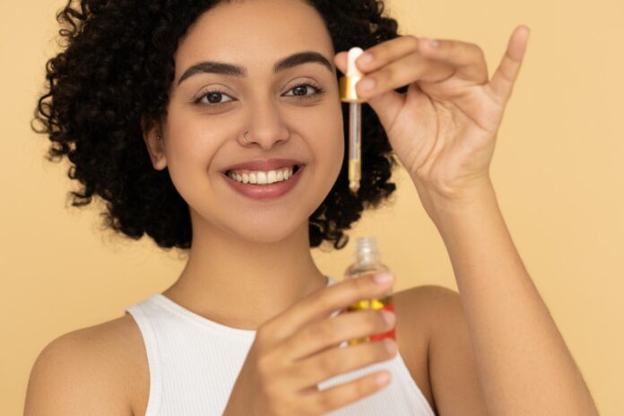 8 Uses of Tea Tree Oil in Daily Life